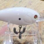 Deep white crankbait #51